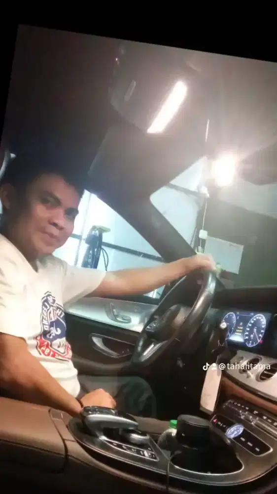 supir antar jemput anak sekolah