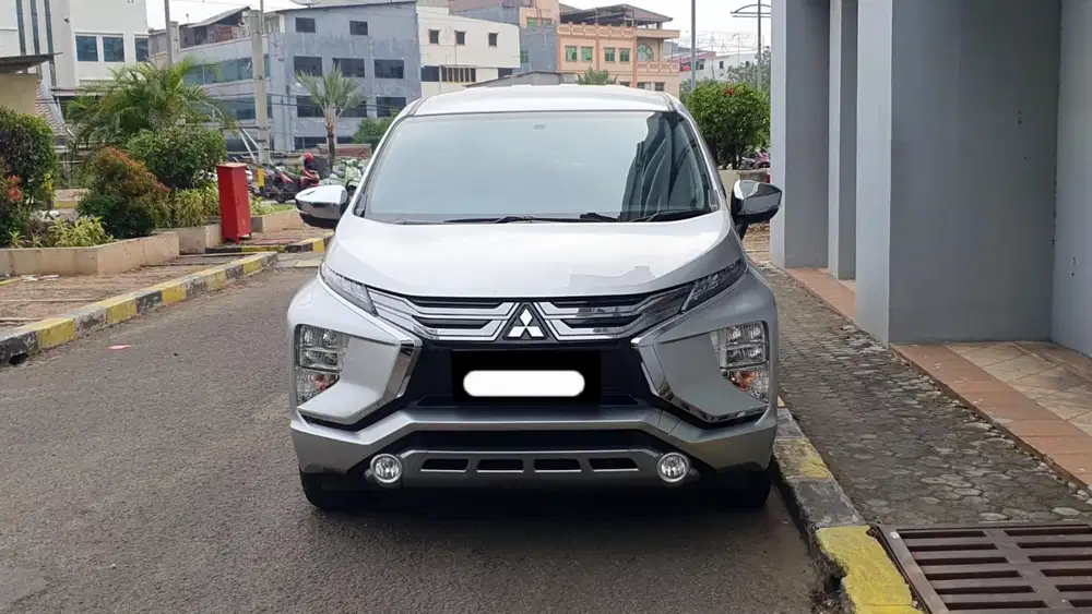 Km 42rb mitsubishi xpander ultimate 2020 silver pajak panjang