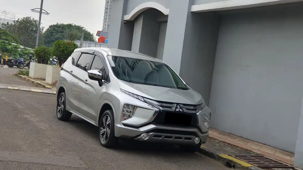Km 42rb mitsubishi xpander ultimate 2020 silver pajak panjang