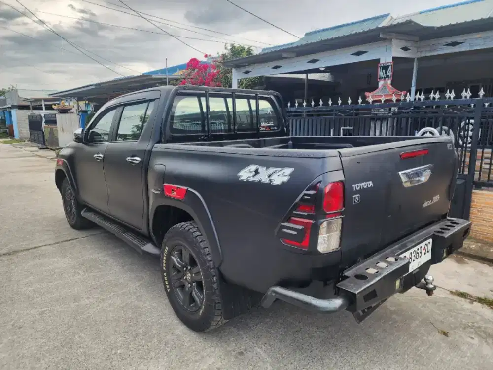 Dijual cepat mobil Tarikan leasing Hilux 4X4