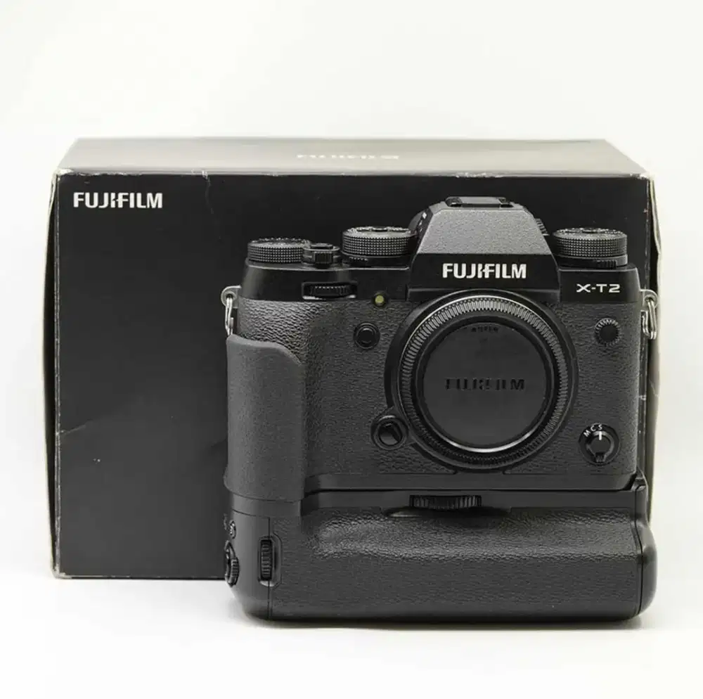 Fujifilm XT2 fullset + batregrip mulus