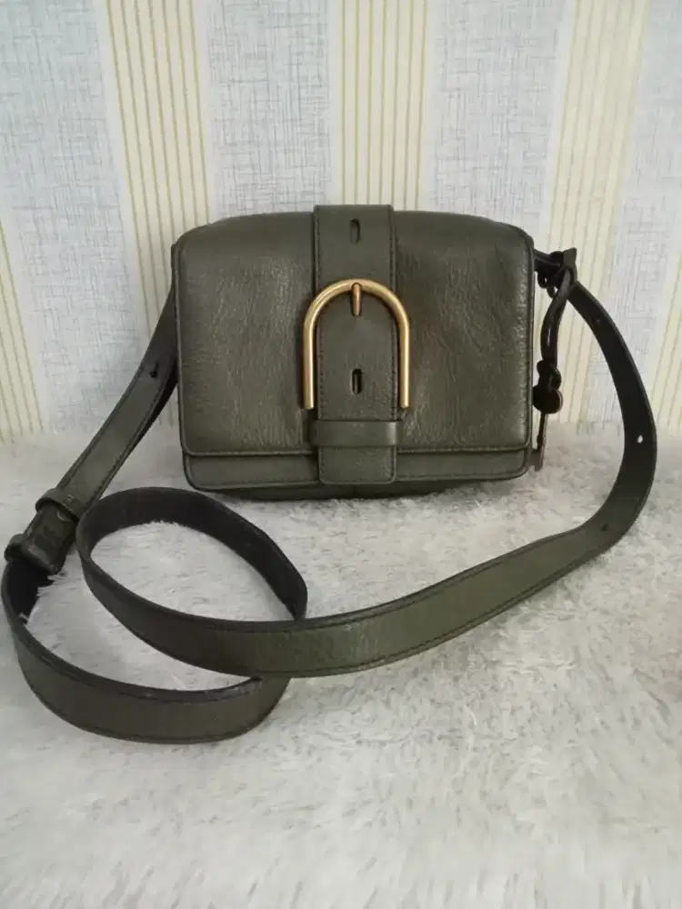 Tas kulit Fossil