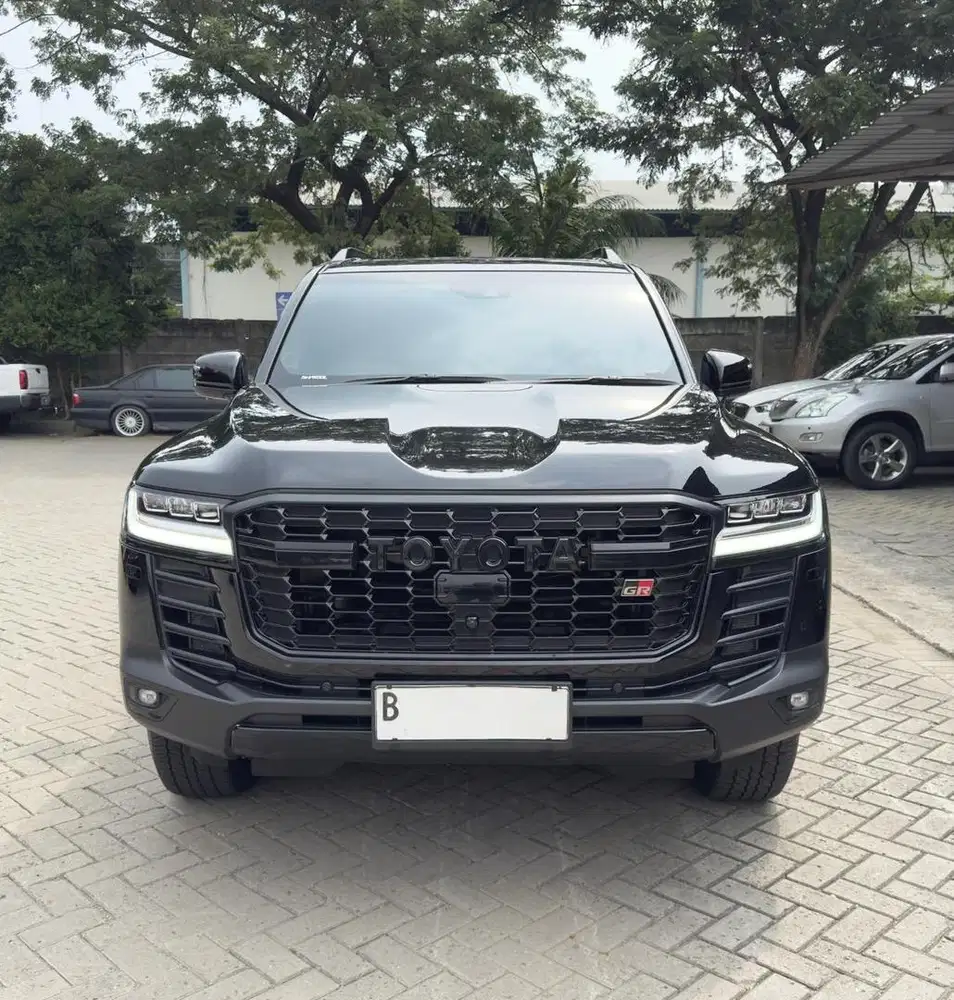 Land Cruiser 300 GR 2024