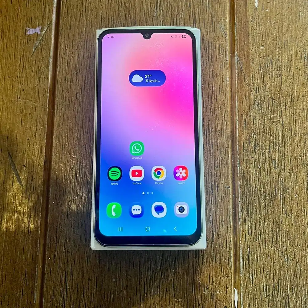 Samsung A24 8/128gb Light Green - Dual Sim - Layar Amoled - LTE