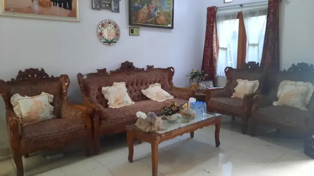 Dijual kursi tamu