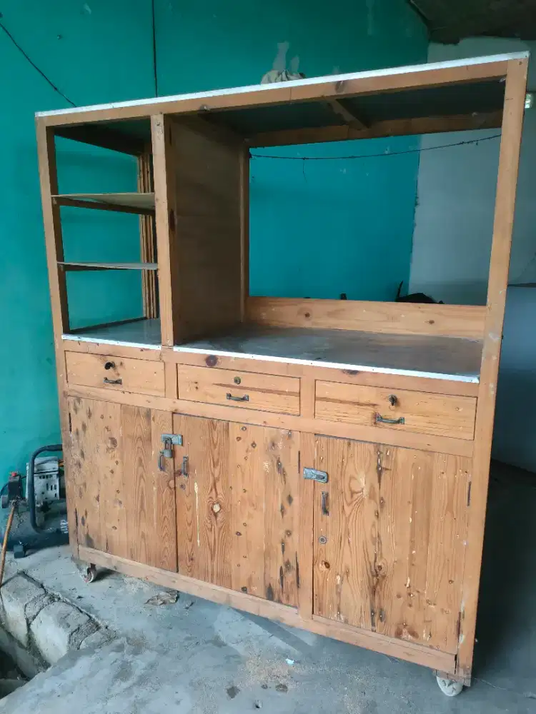 Gerobak dan meja tv