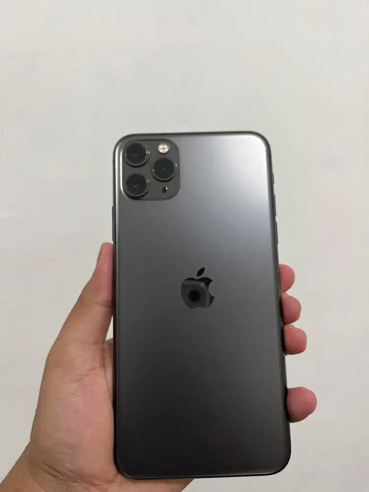 Dijual Iphone 11 Pro Max 64 GB