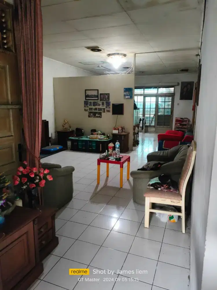 Rumah pelesiran, cihampelas bandung