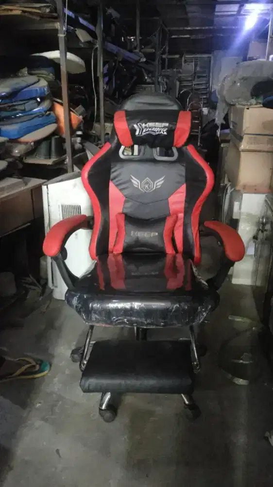 Kursi Gamers kondisi bekas Kursi Gaming