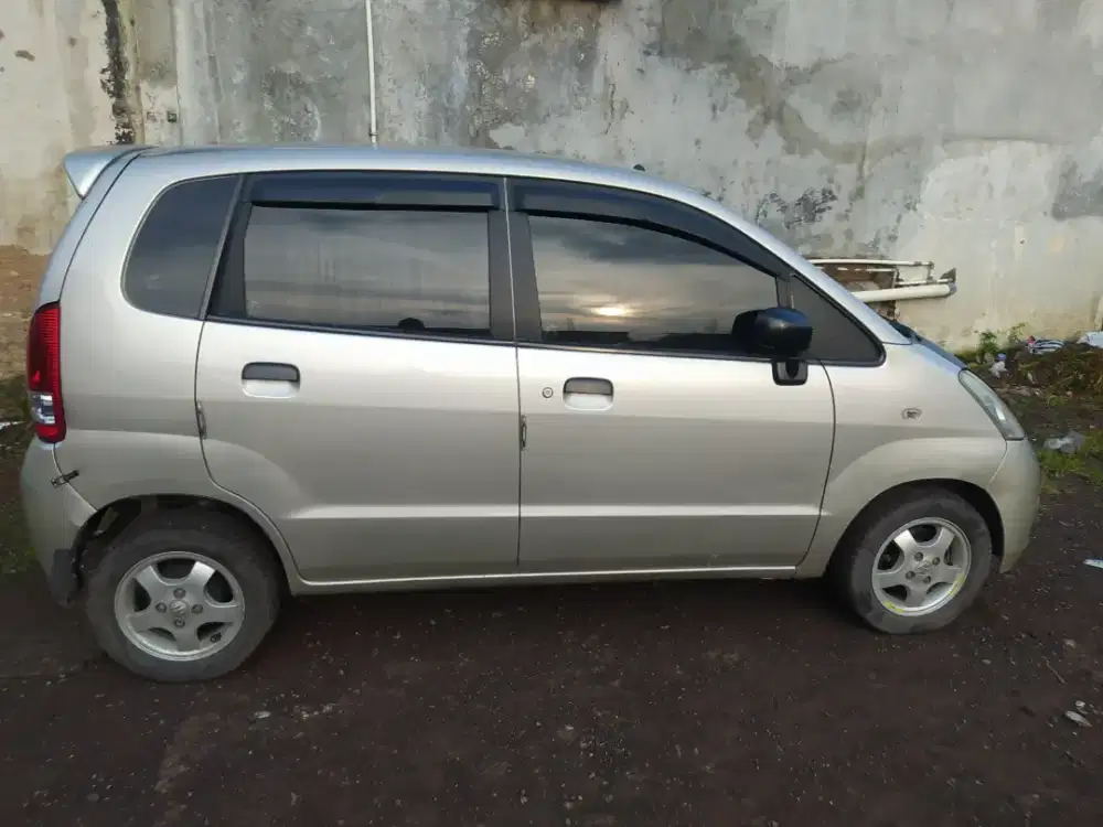 Karimun Estilo 4 Silinder