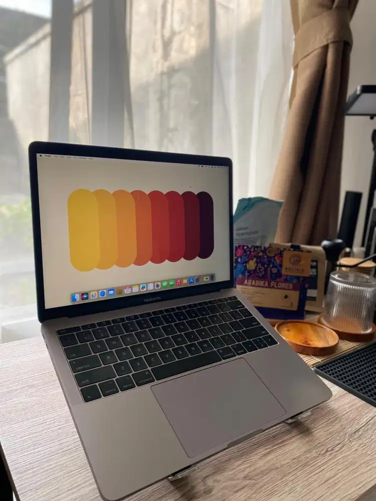 Macbook pro 2017 mulus no minus