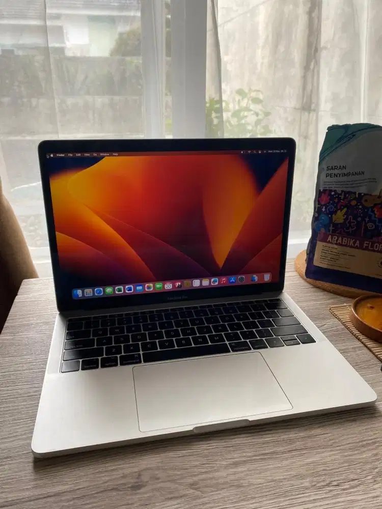 Macbook pro 2017 silver mulus no minus