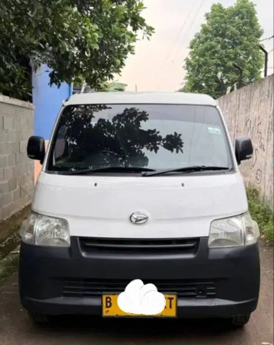 Mobil Niaga Blind Van