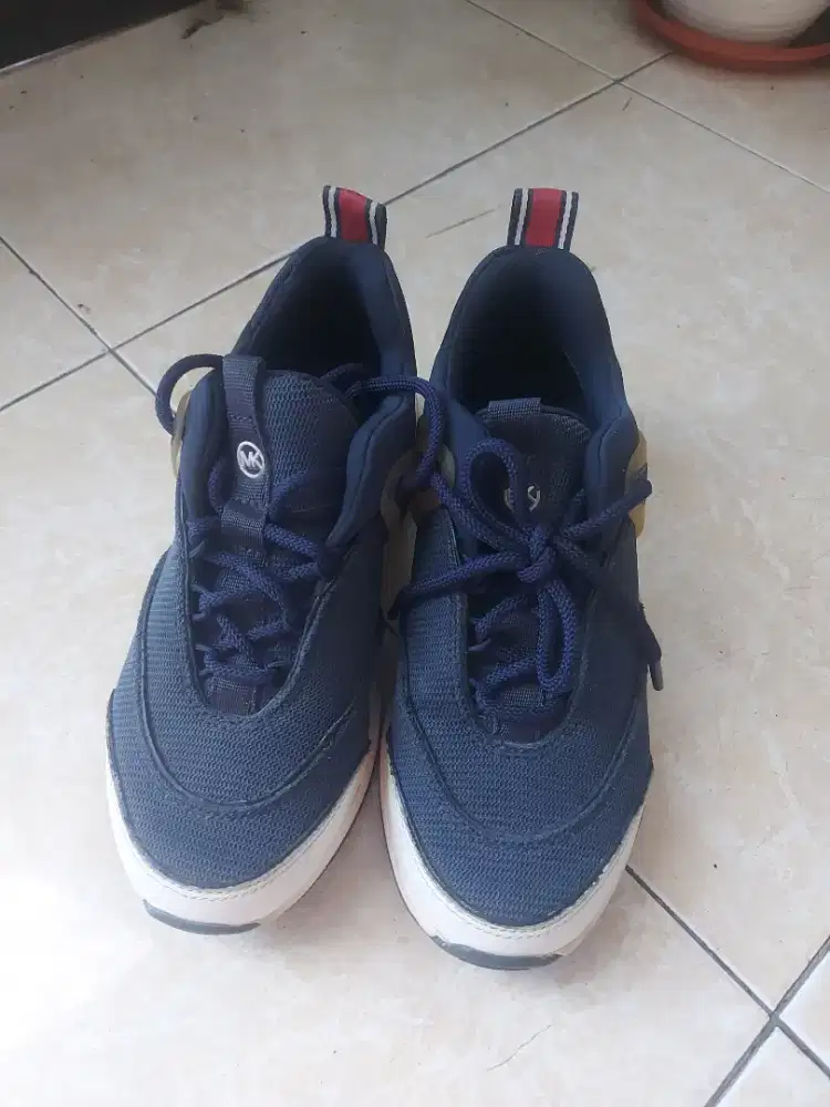 Sepatu michael kors