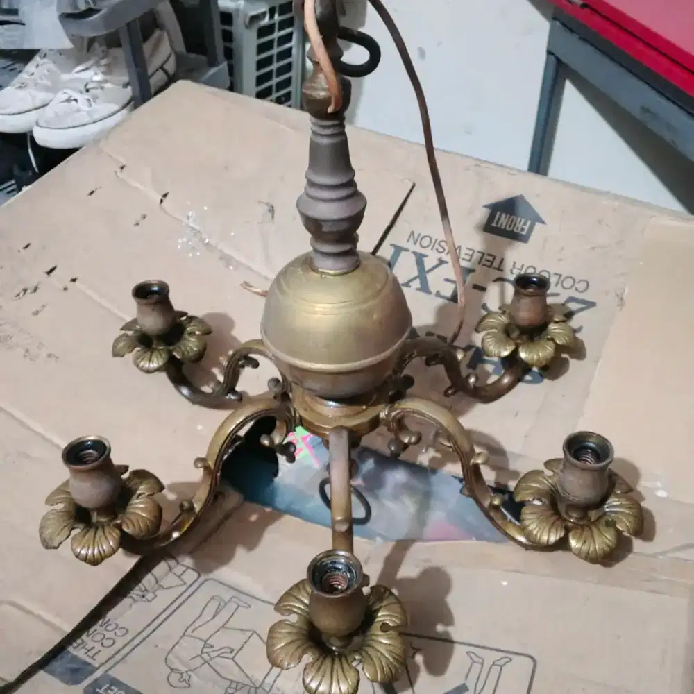 Lampu Vintage Kuningan