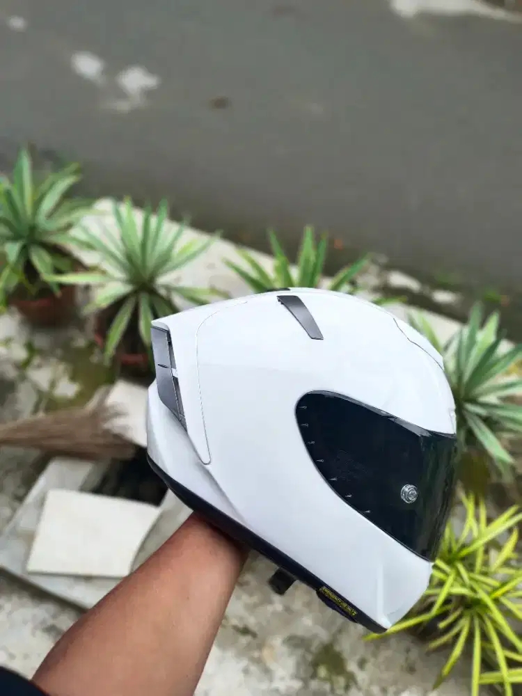 Shoei X spirit III