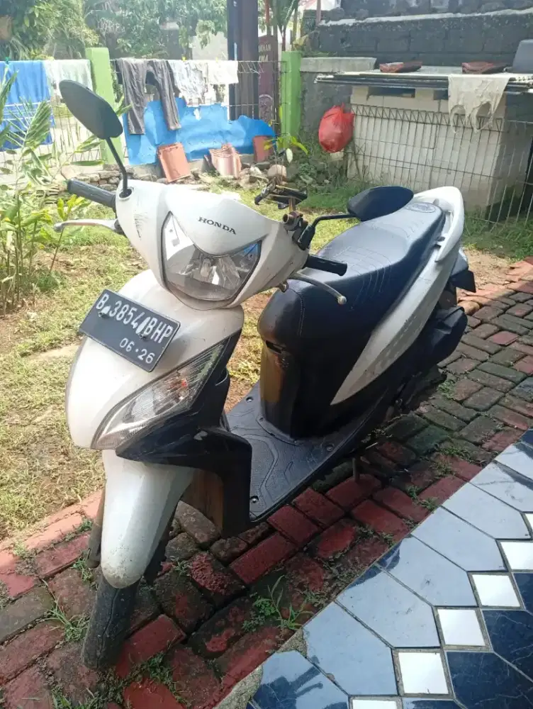 Honda spacy 2011
