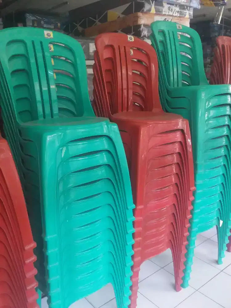 kursi plastik sandaran