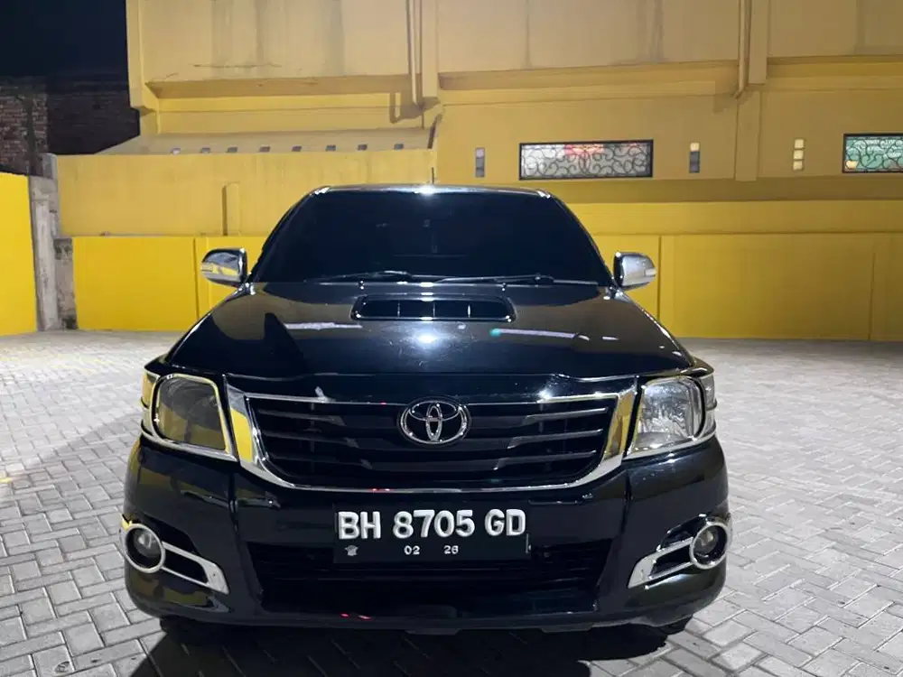 Toyota Hilux tahun 2013