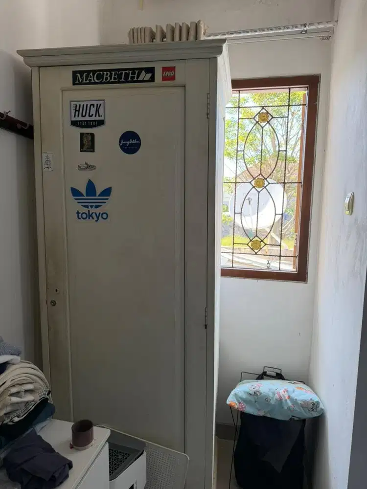 Jual lemari bekas