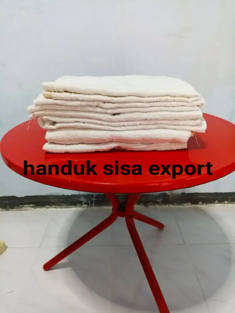 Handuk putih kotak