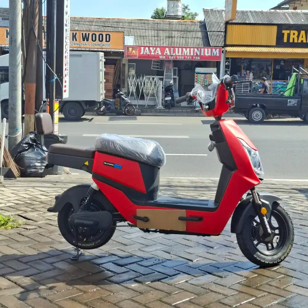SEPEDA LISTRIK ANTI AIR