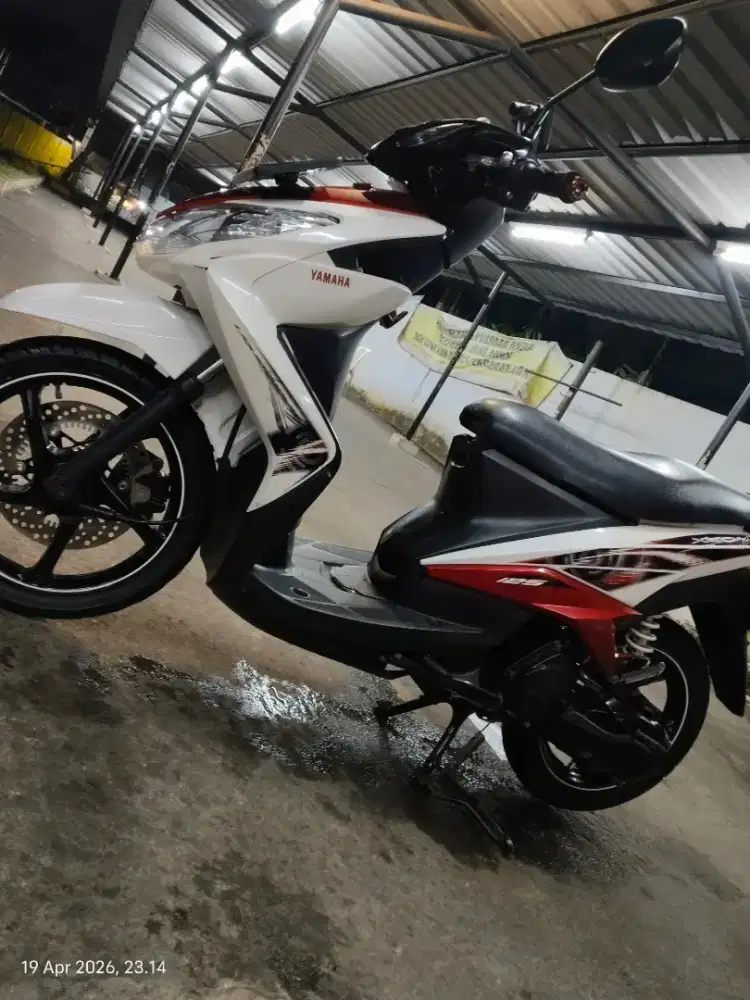 Yamaha Xeon 2011 Bekasi Kota