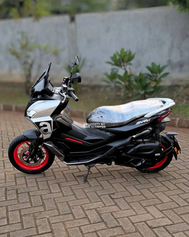 APRILIA SR GT 200 2024 BERGARANSI