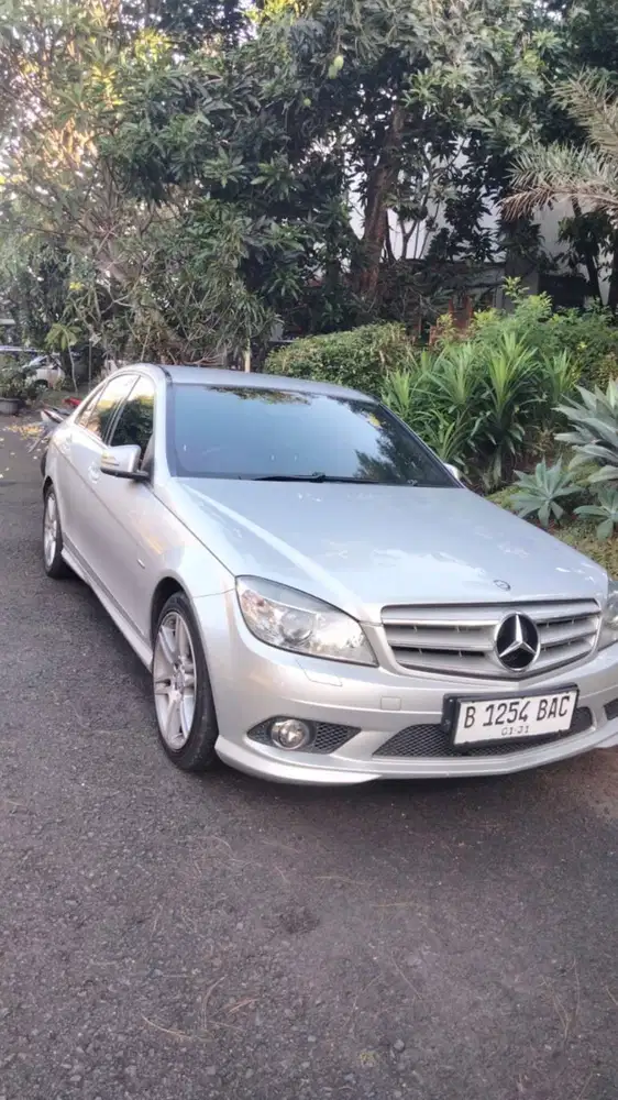 Mercedez Benz C250 W204 2011 LOW KM GOOD QUALITY