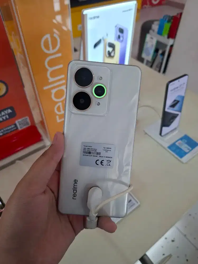 Handphone realme 15 Pro 5G