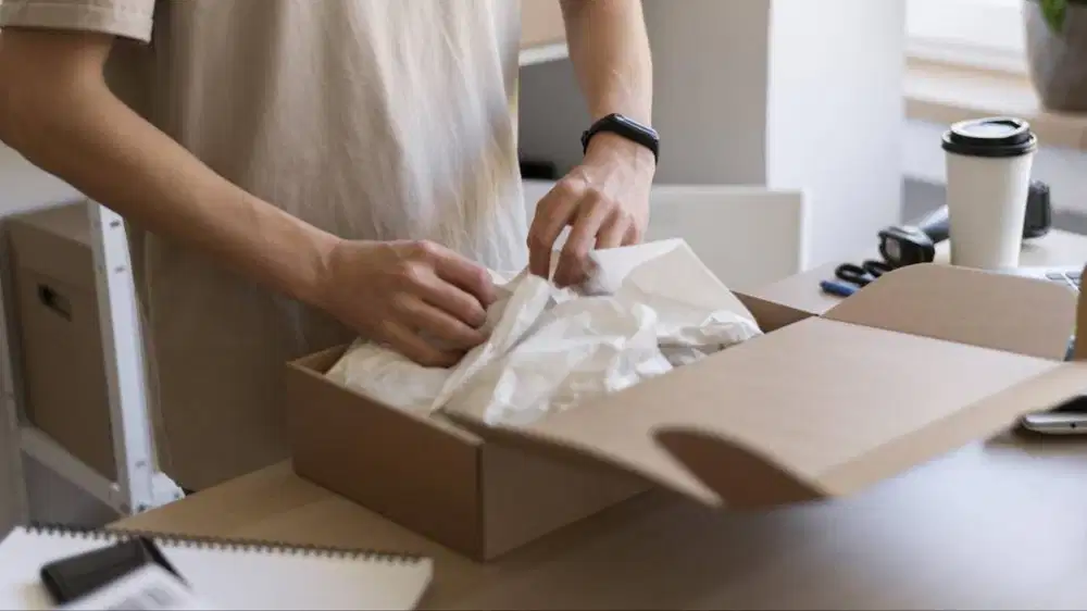Lowongan Packing Barang, Angkat Barang