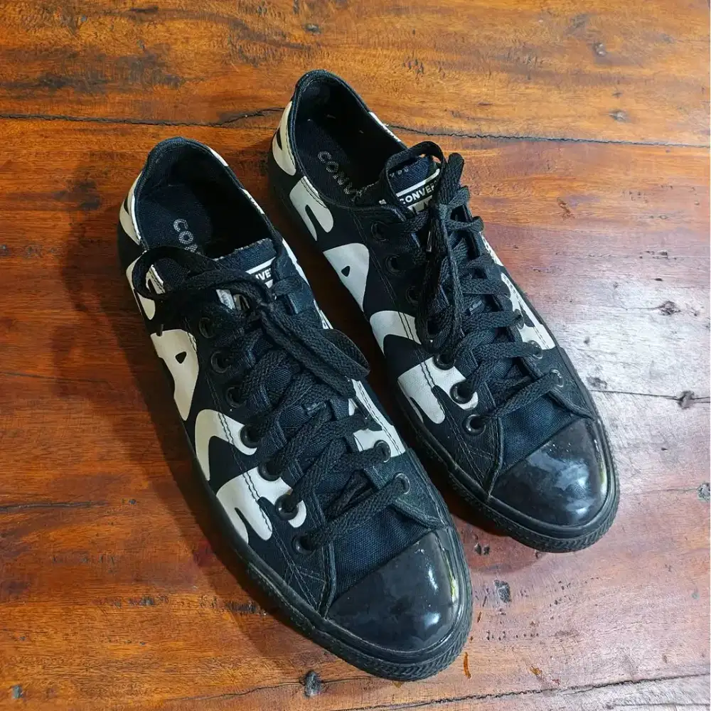 Converse fullblack peace