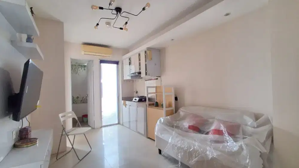 Unit Baru 2 BR Jadi 1BR Apartemen Bassura City Sewakan Tahunan FreeIPL