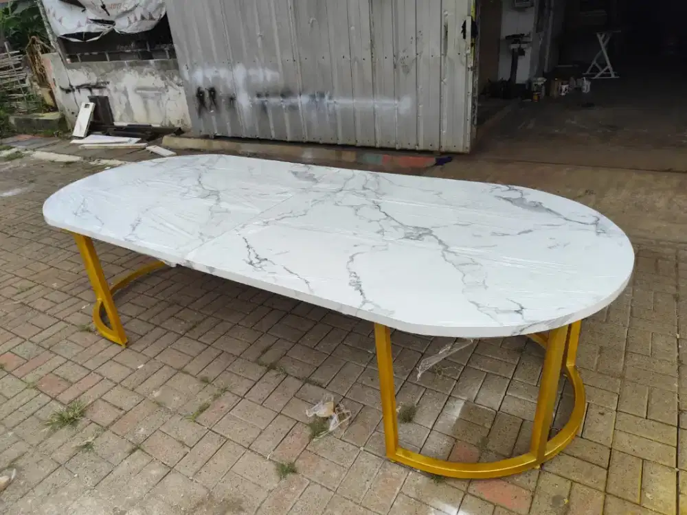 Meja makan custom