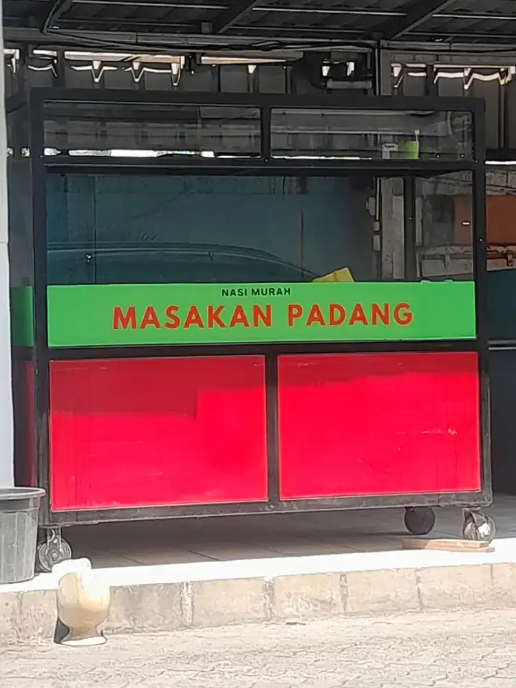 Di butuhkan karyawati