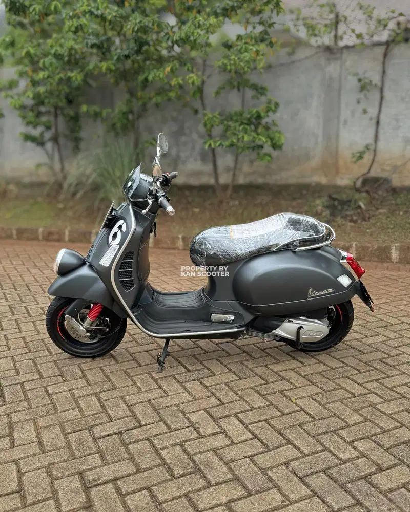 JUAL MURAH VESPA SEI GIORNI II 300 HPE LIMITED EDITION 2021 MULUS