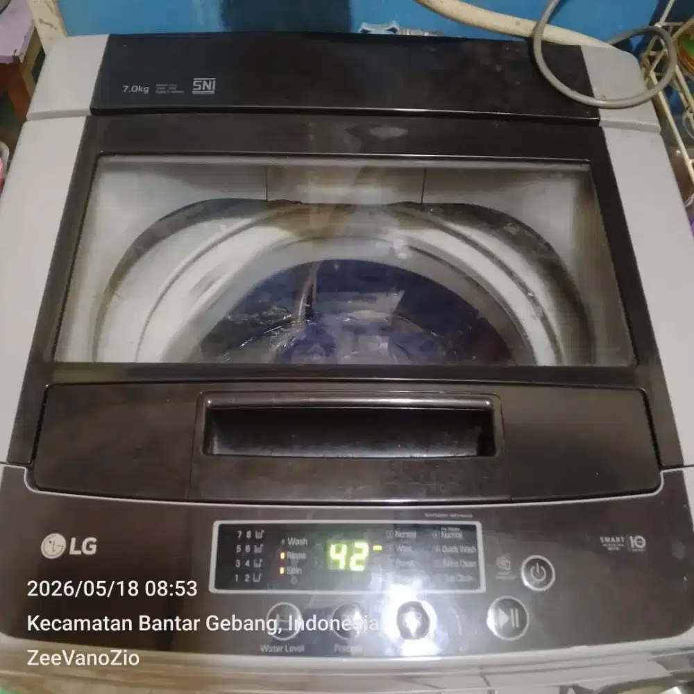 Mesin cuci Merk LG
Top loading 7kg
Belum pernah service...