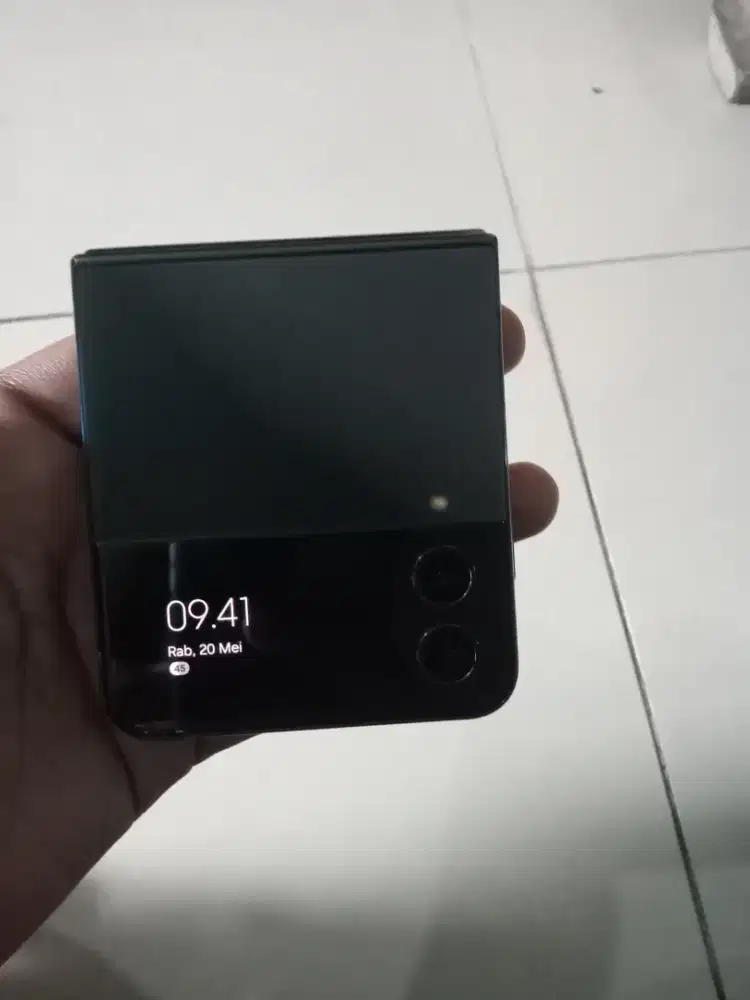 Samsung z flip 4 5g 8 /256