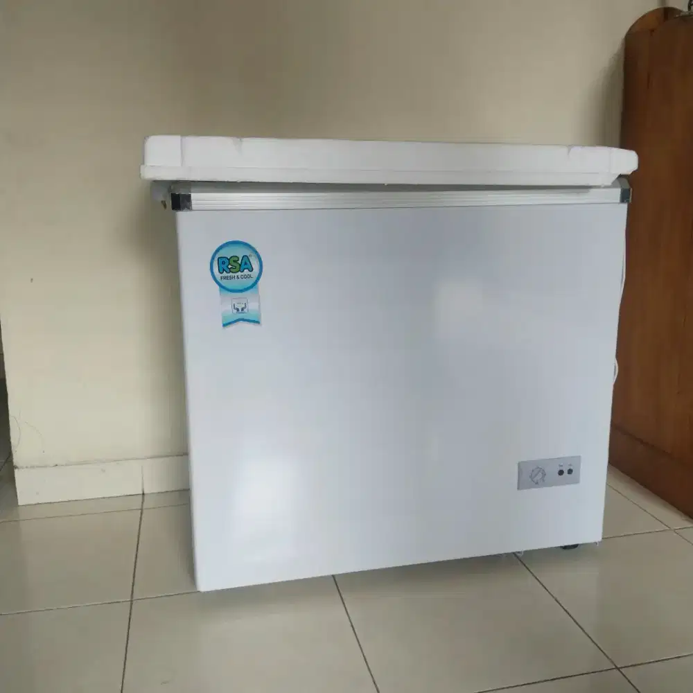 kulkas freezer 200 liter