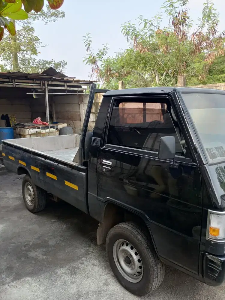 Mitsubishi L300 2025 Diesel