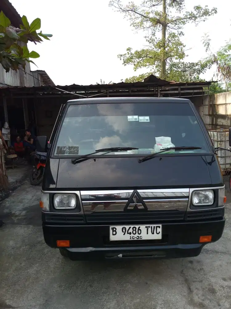 Mitsubishi L300 2025  baru 5 bln pemakaian