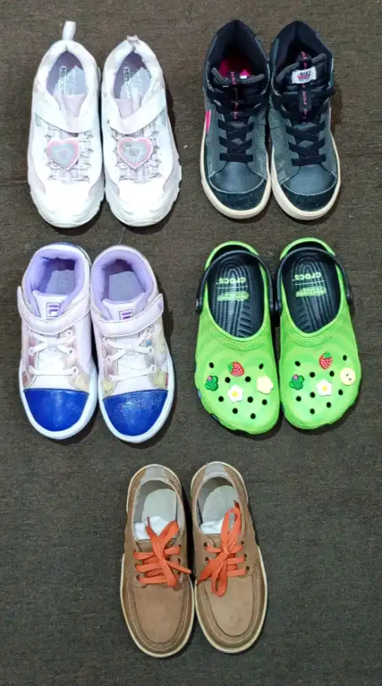 Sepatu Anak Preloved