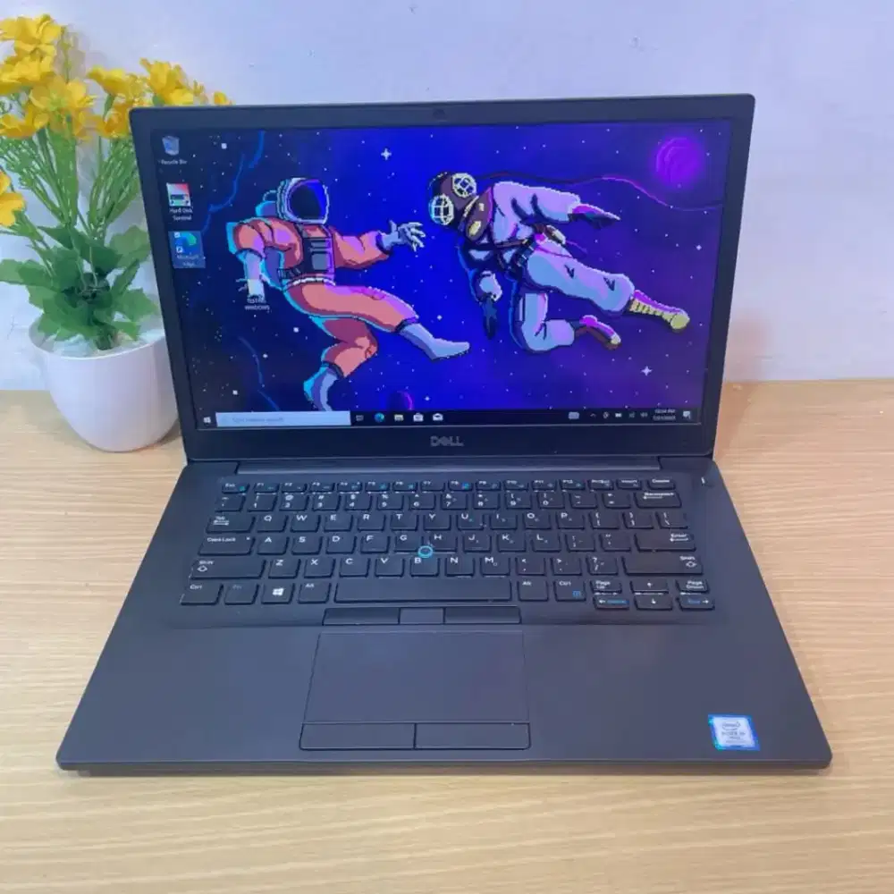 Dell Latitude 7490 – Laptop Premium Performa Super Cepat!