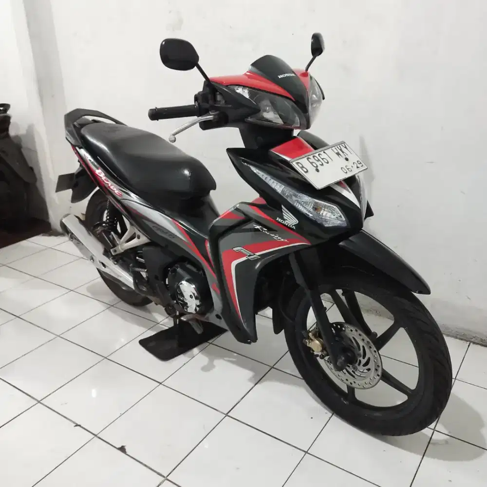 Honda Blade 125 2014 Lengkap Bagus