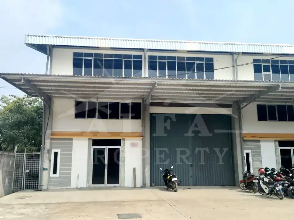 Sewa Cepat Gudang Bonus Ruangan Kantor Muat Kontainer 40 Feet