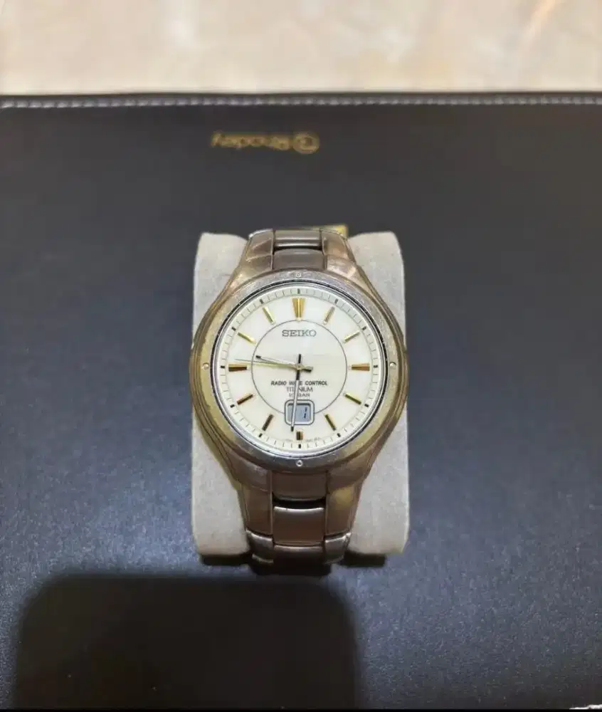 JAM TANGAN SEIKO (Radio Wave) RARE