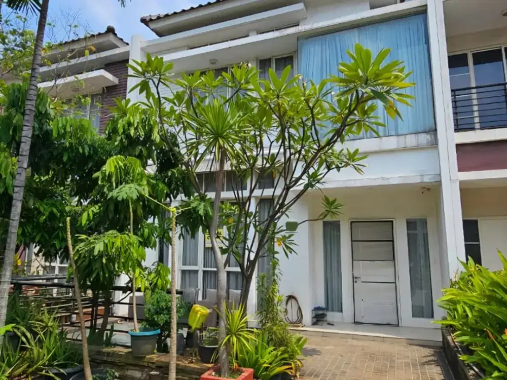 Jual Rumah Crown Golf Pantai indah  kapuk 8x17 3lantai furnish mewah