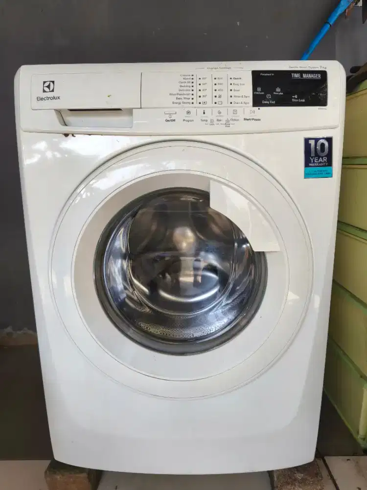 mesin cuci Electrolux