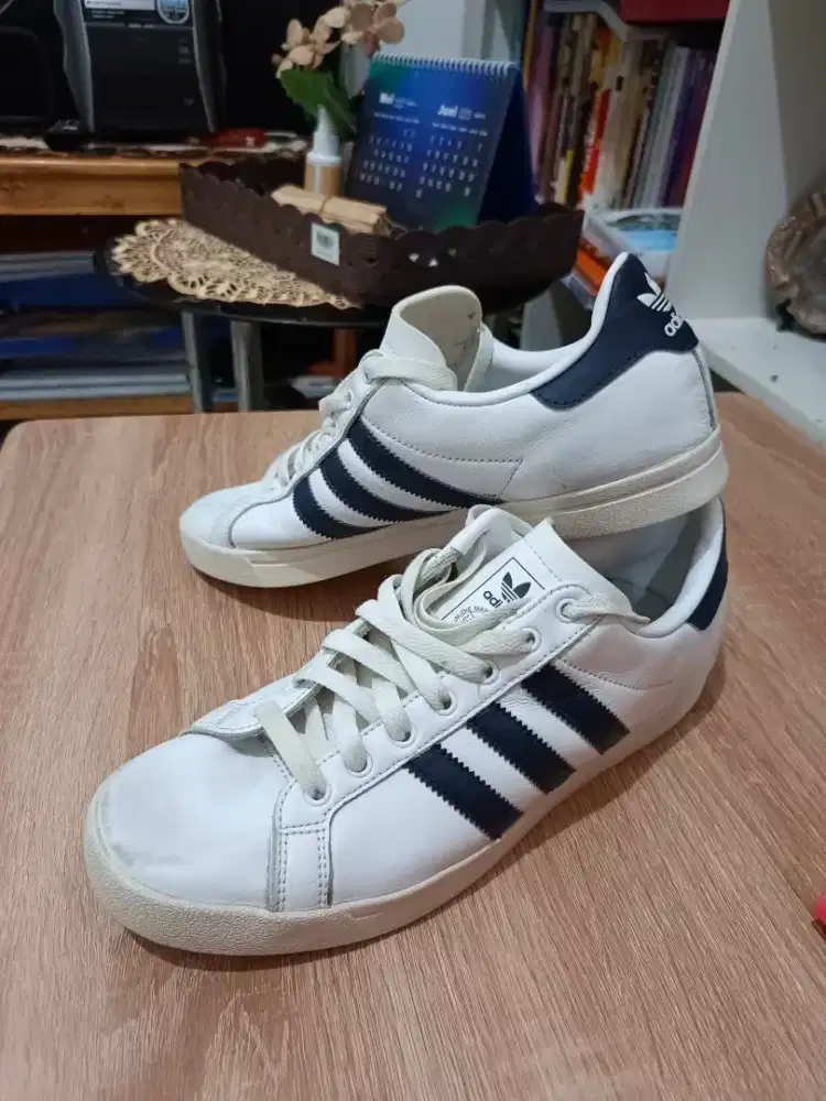 Sale...Original Adidas Coastar
Size 42 insole 26,5cm