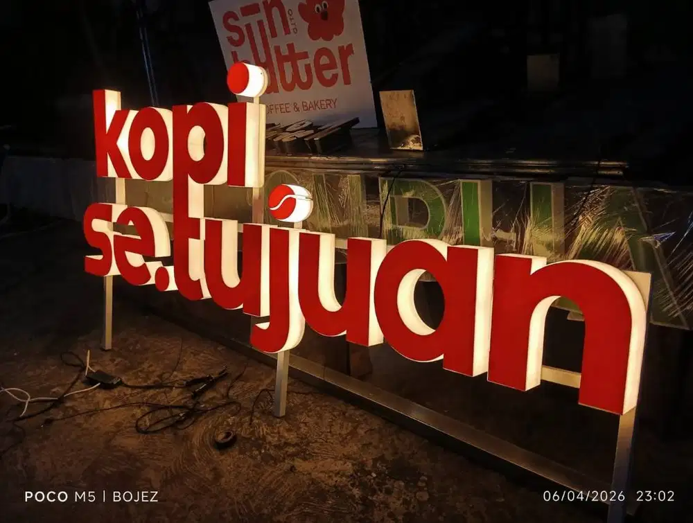 HUruf timbul | papan nama | neon box | reklame | akrilik murah